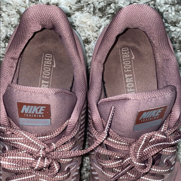 Women Nike Shoes Comfort footbed size 8 - Picture 4 of 7